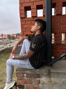 Chico busca chica en Las Palmas: 