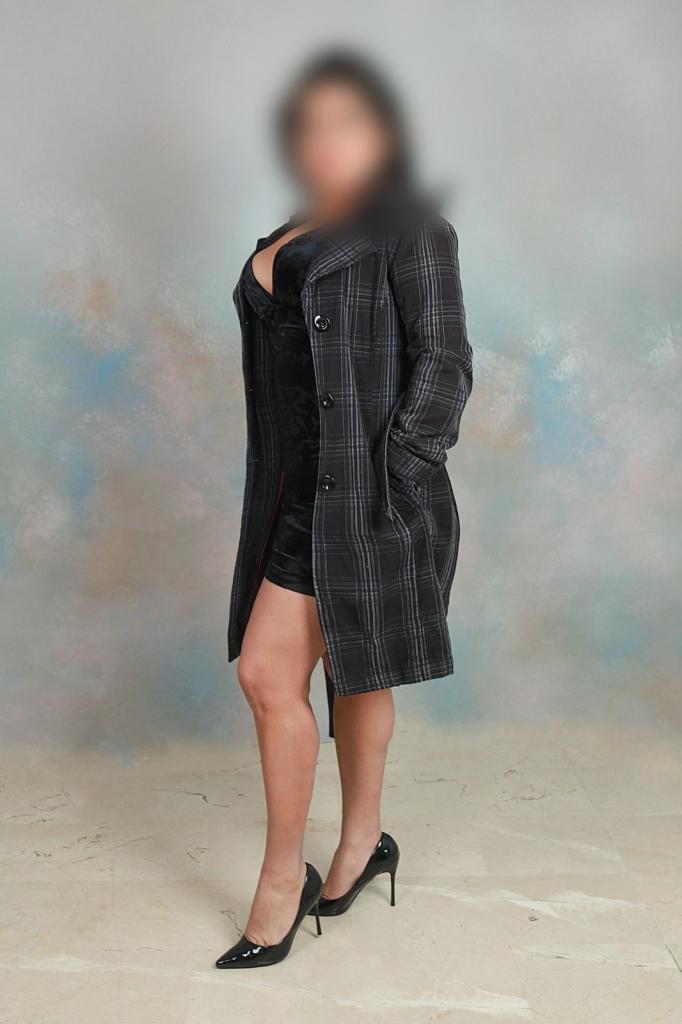 614746066: Chica busca chico en Murcia