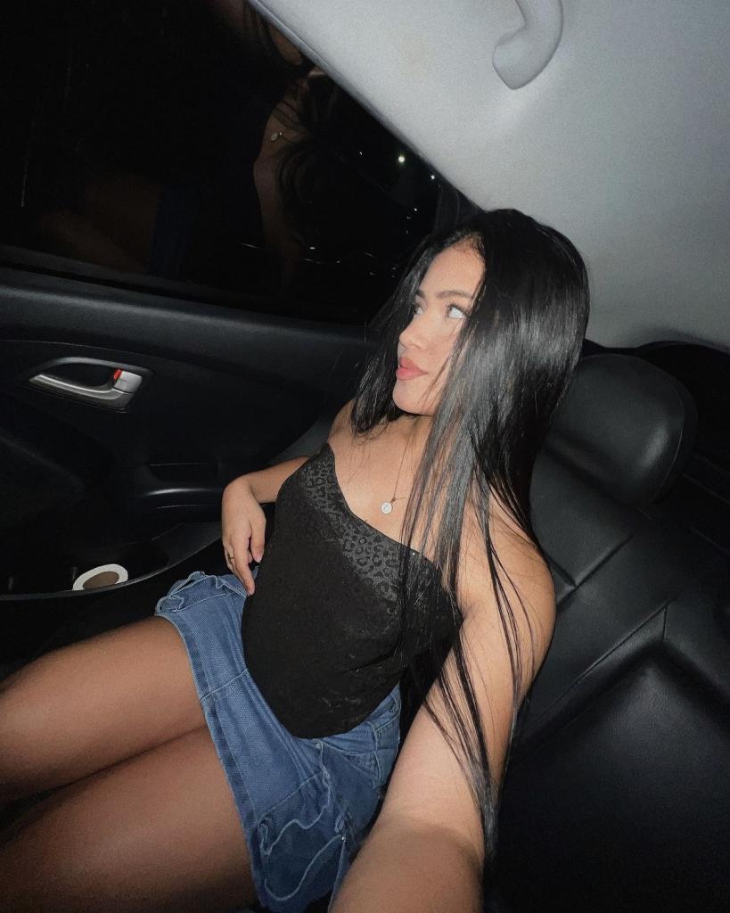 Chica busca chico en Murcia: Chica busca chico