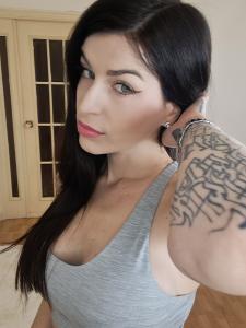 645191558: Chica busca chico en Alicante