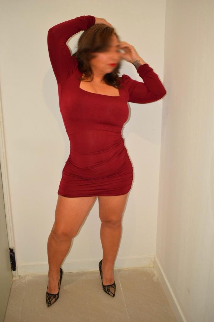 Chica busca chico en Alicante: 