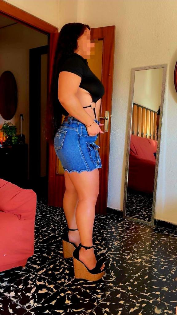 Chica busca chico en Castellón: 