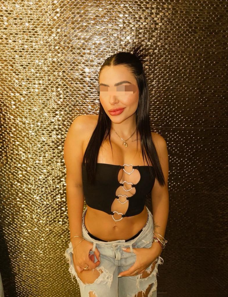 Chica busca chico en León: 