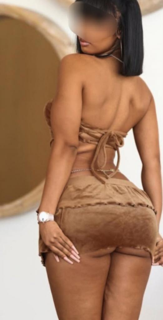 Chica busca chico en La Coruña: 