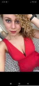 613859456: Chica busca chico en Gerona