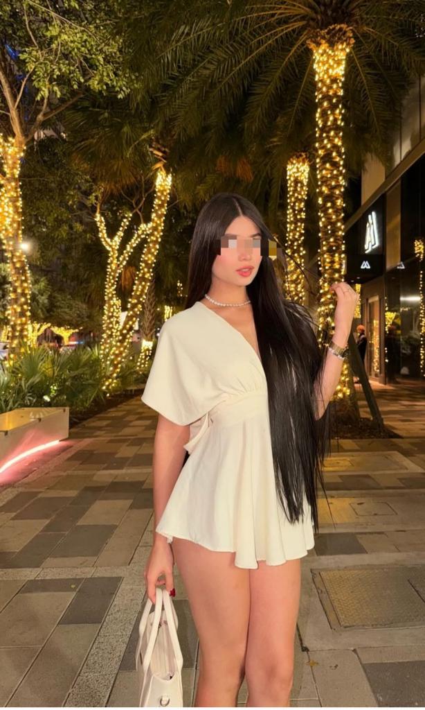 Chica busca chico en Granada: 