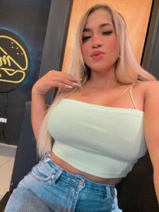 656394388: Chica busca chico en La Coruña