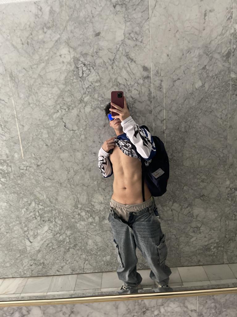 Chico busca chica en Murcia: 