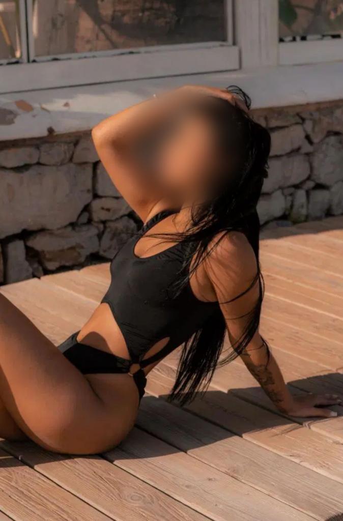 632115375: Chica busca chico en Madrid