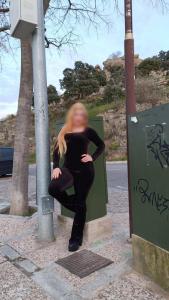 664094515: Chica busca chico en Valencia