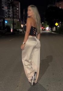 Chica busca chico en Tenerife: 