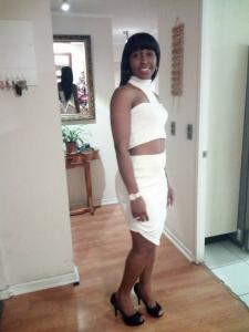 672098151: Chica busca chico en Sevilla