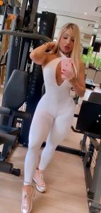 622075969: Chica busca chico en Pontevedra