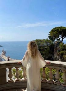 654215383: Chica busca chico en Melilla