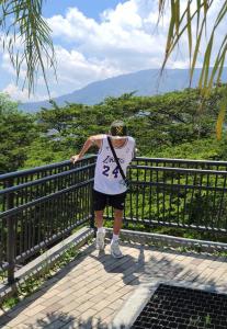 613158331: Chico busca chica en Pontevedra