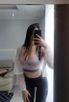 655986908: Chica busca chico en Barcelona