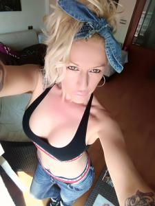 Chica busca chico en Alicante: 