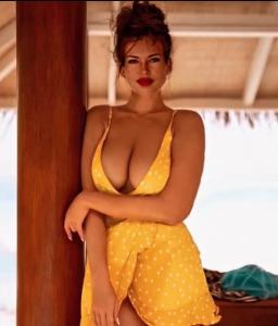 604491839: Chica busca chico en Barcelona