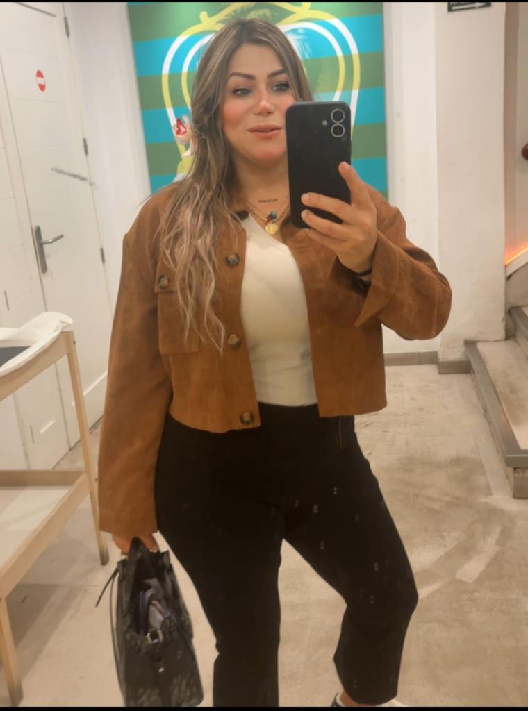 Chica busca chico en Tenerife: 