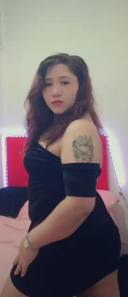 Chica busca chico en Barcelona: Chica busca chico