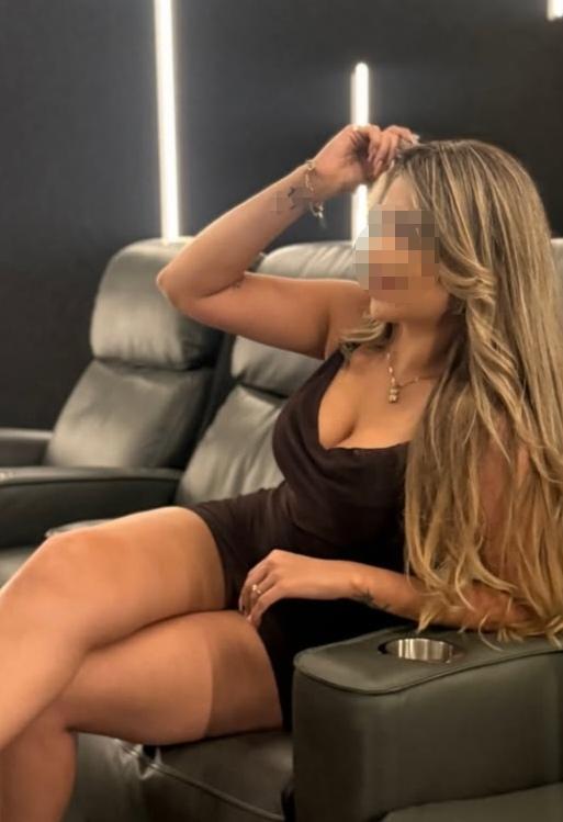 623323914: Chica busca chico en Asturias