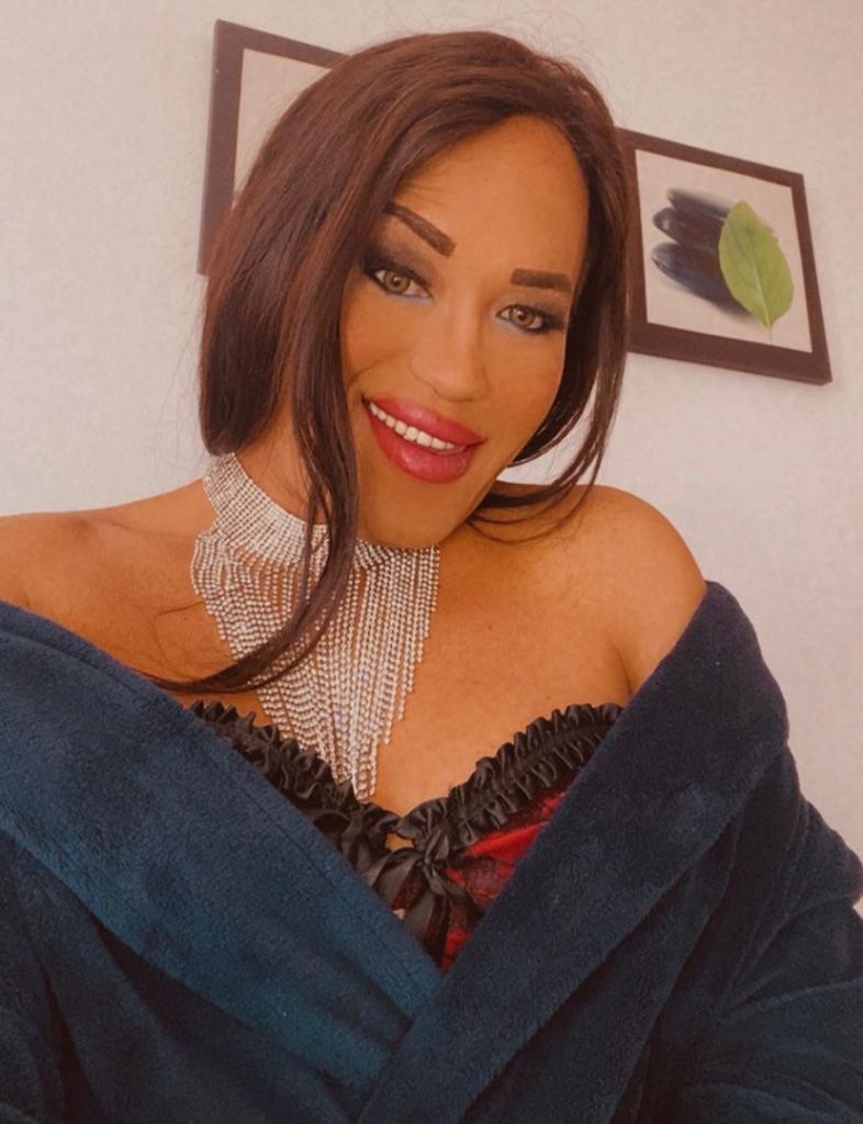 613988098: Travesti en Mallorca