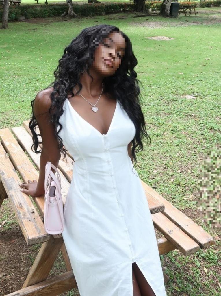 647329020: Chica busca chico en La Rioja