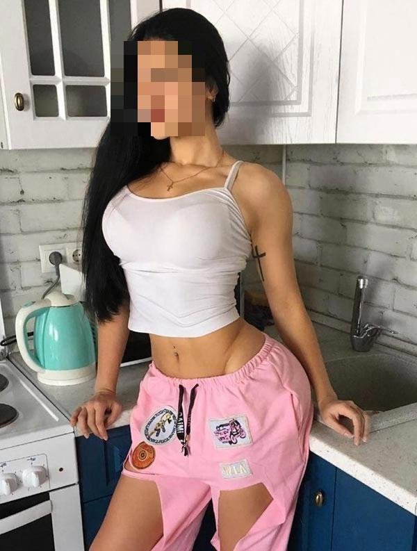 Chica busca chico en Ibiza: 