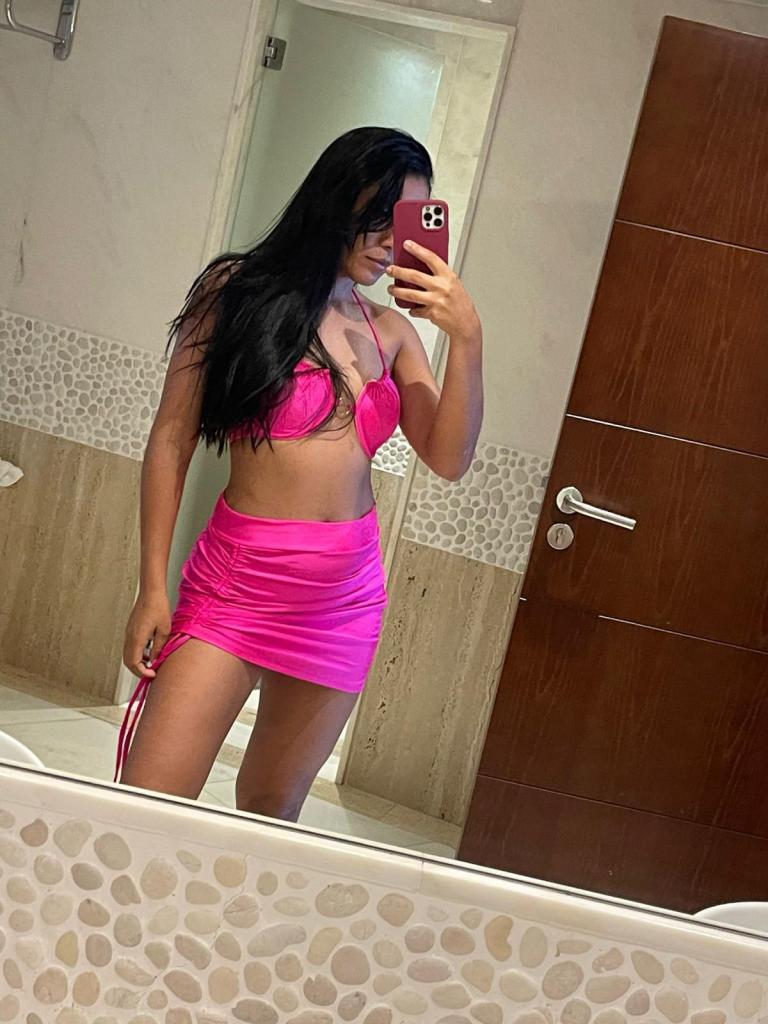 Chica busca chico en Cádiz: 