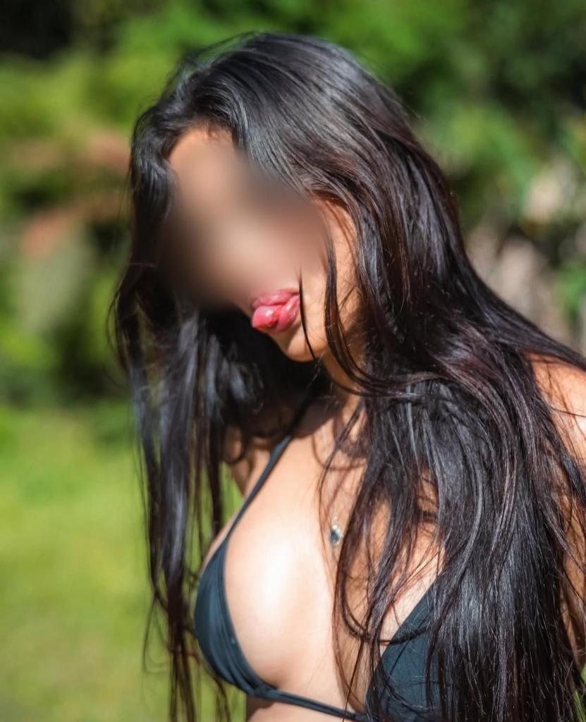 680663133: Chica busca chico en Gerona