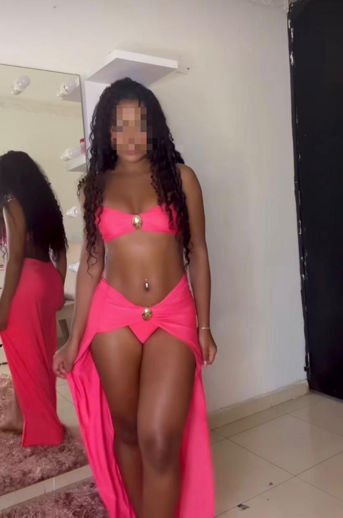 Chica busca chico en Pontevedra: 