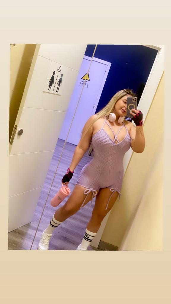 Chica busca chico en Cádiz: 