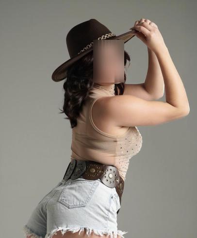 Chica busca chico en Tenerife: 