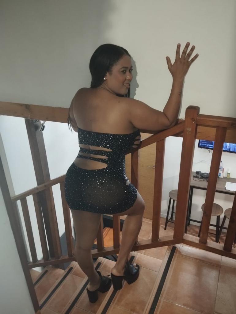 675686382: Chica busca chico en Valencia