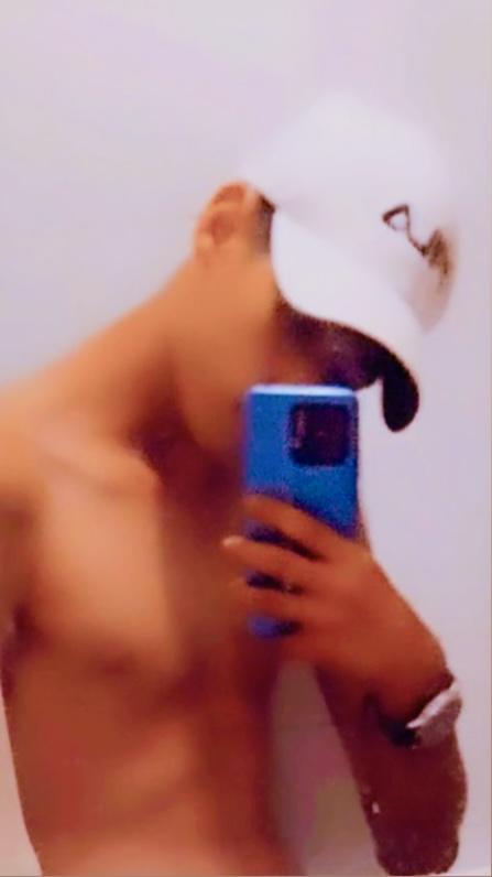 610811035: Chico busca chica en Almería