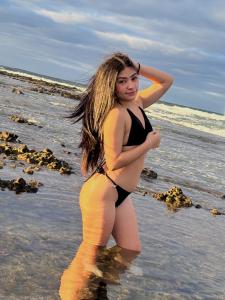 632935689: Chica busca chico en Málaga