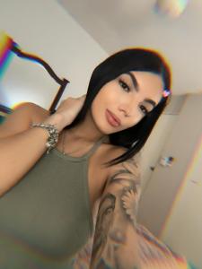 613881313: Chica busca chico en Valencia