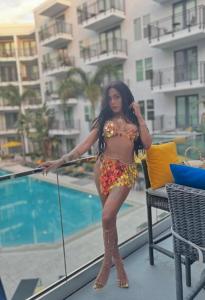 607875824: Travesti en Barcelona