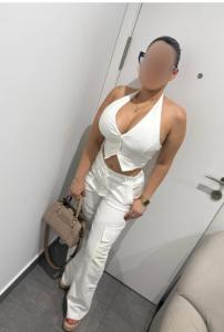 662217165: Chica busca chico en Málaga