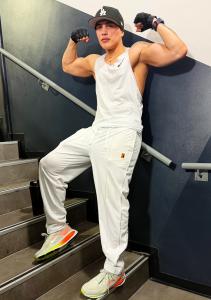 672836199: Chico busca chica en Madrid