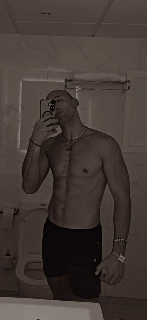 Chico busca chica en Valencia: 