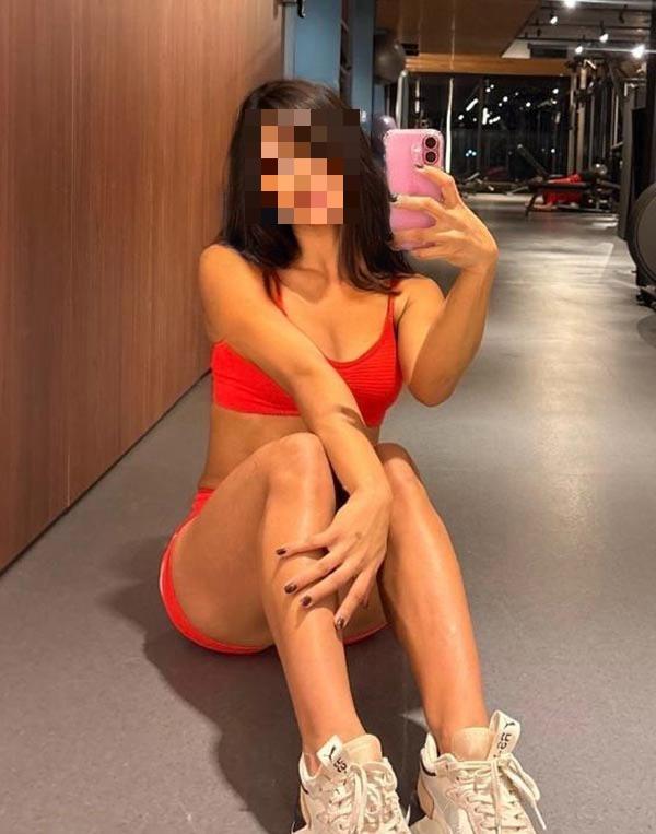 627006728: Chica busca chico en Ibiza