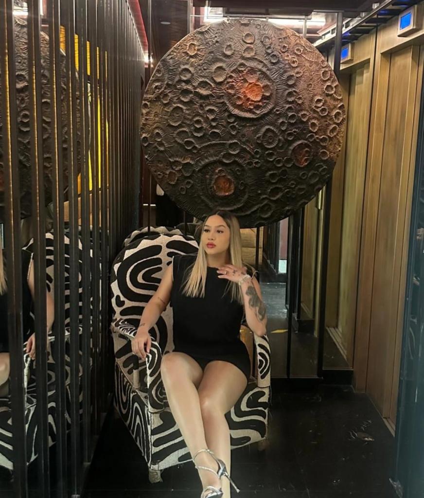 Chica busca chico en Almería: 