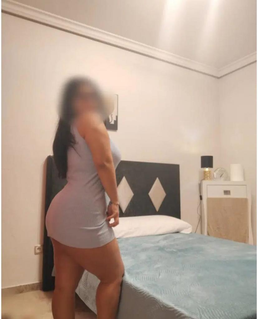 Chica busca chico en Huelva: 