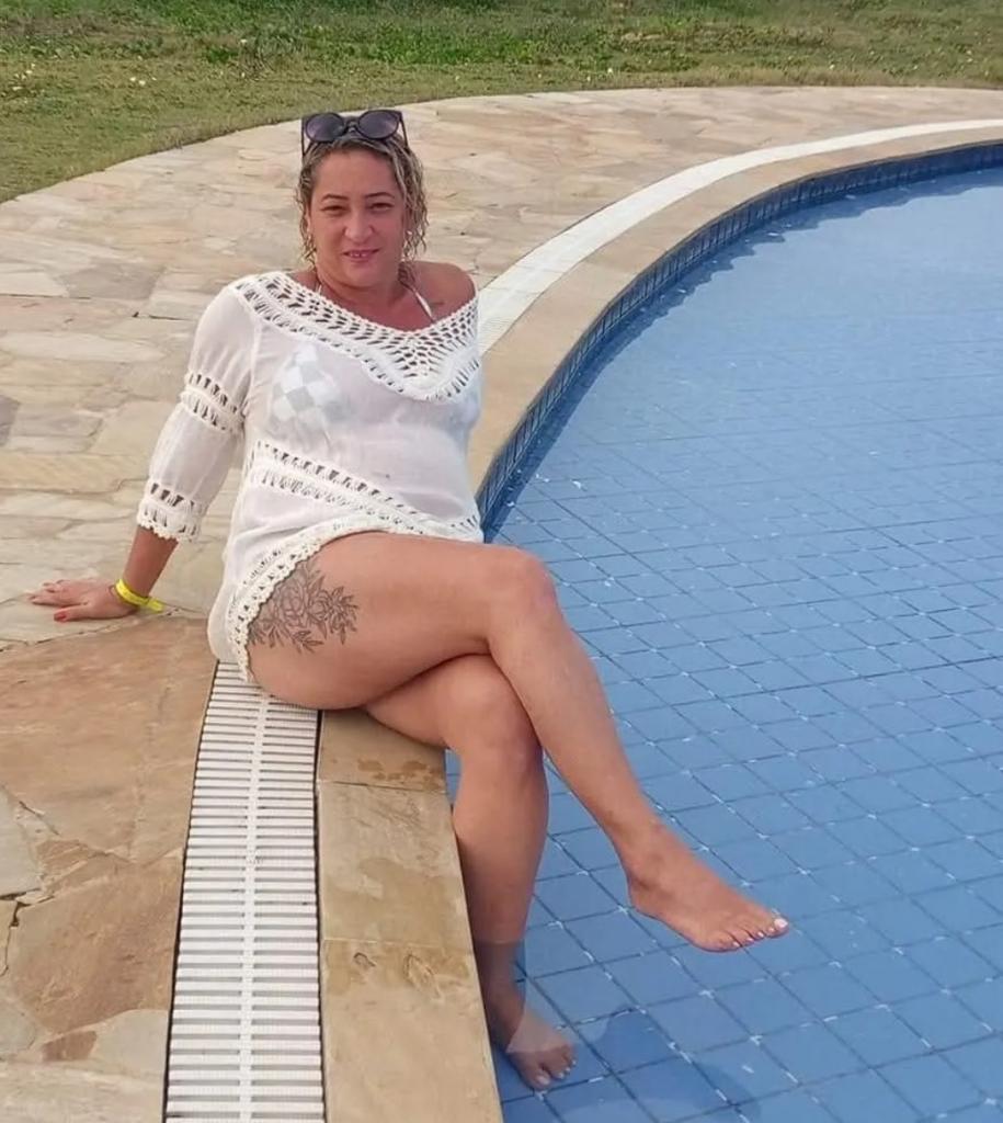 696858665: Chica busca chico en Murcia