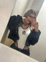 633189461: Chica busca chico en Málaga