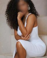 656777200: Chica busca chico en Barcelona