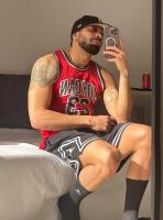 632882934: Chico busca chica en Madrid