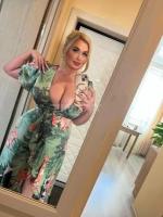 697933315: Chica busca chico en Barcelona