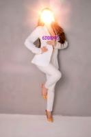 631080445: Chica busca chico en Orense